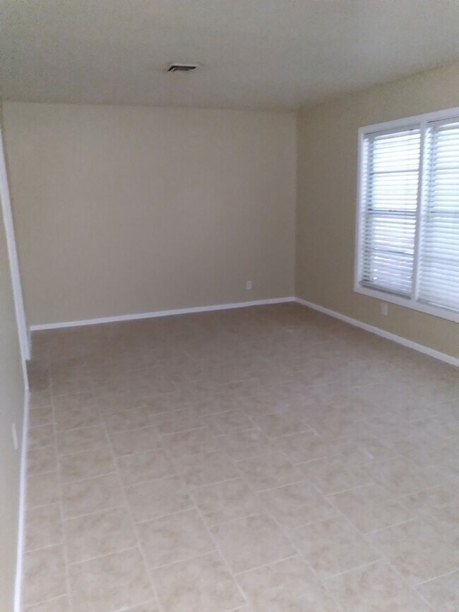 Photo - Great location