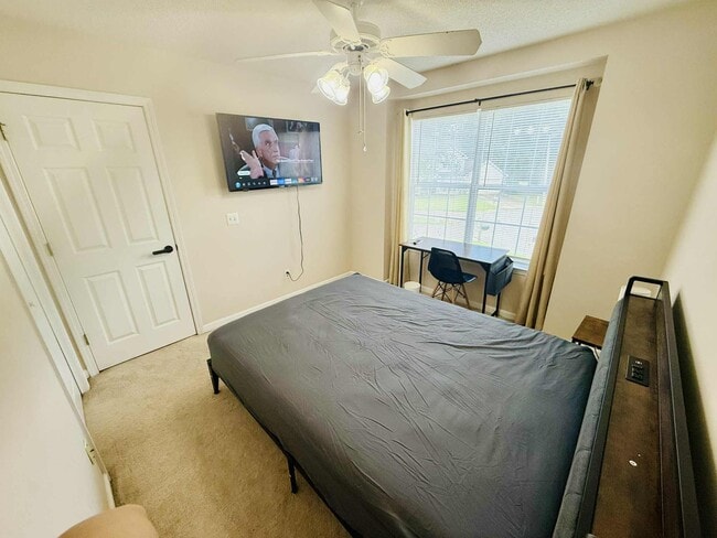 Photo - 19 Avocet Way