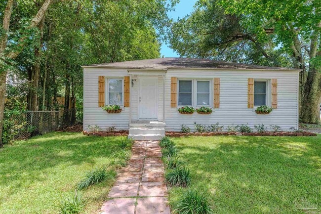 Photo - 1223 Wisteria Ave