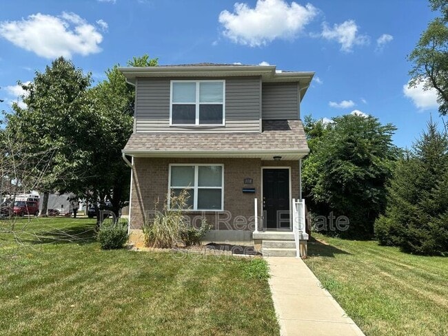 Photo - 108 W State St House