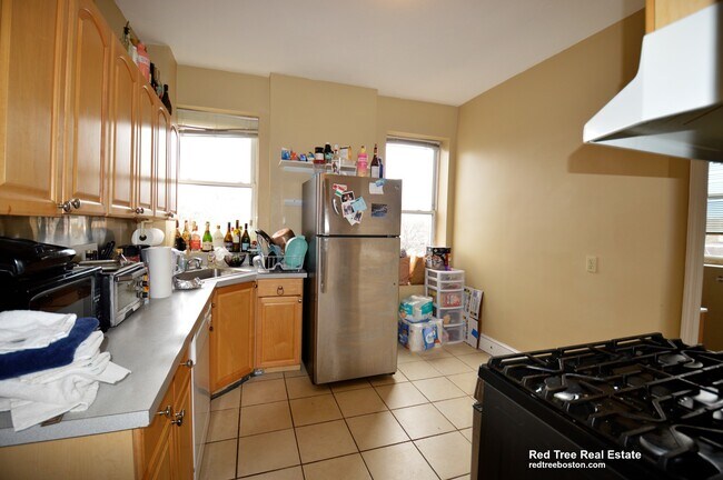 Photo - 17 Highgate St Unit 7