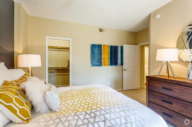 1BR, 1BA - Cedar