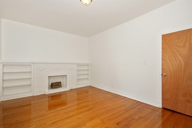 7755 S Sangamon