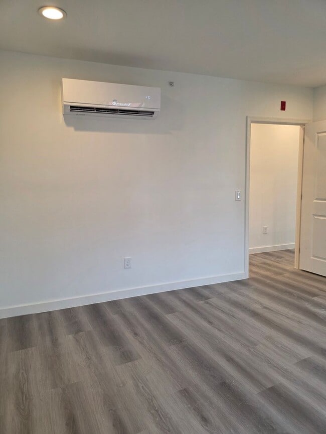 543 Washington Ave Unidad 3rd Floor