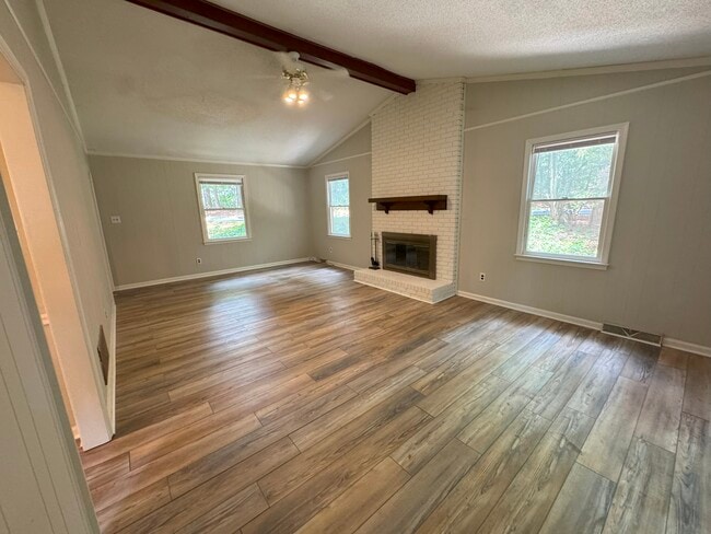 Building Photo - 285 High Meadow Dr Rental