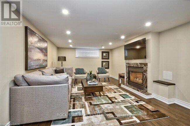 Photo - 126 W 26th St