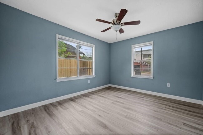 Photo - 3425 Nettleton St