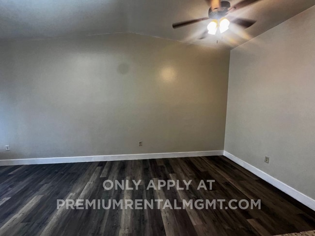 Photo - 3 Bedroom 2 Bath Winter Garden Townhome with Remodeled Kitchen and a Fenced Backyard!
