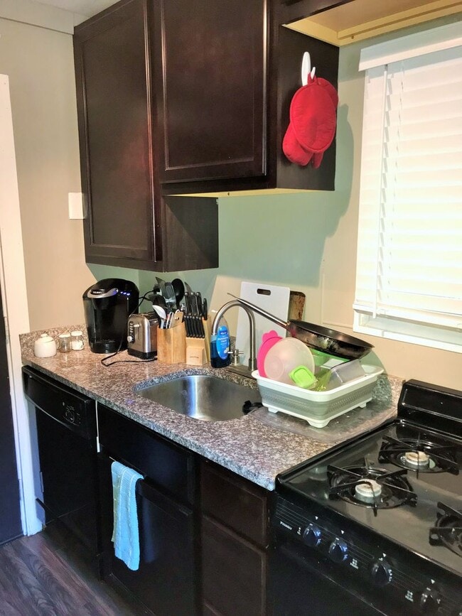 Photo - 3603 Dawson St Unit 1