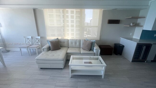 Photo - 3505 S Ocean Dr Unidad 1421