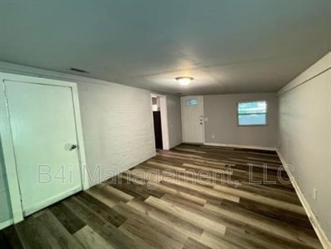 Photo - 2609 Avalon Rd