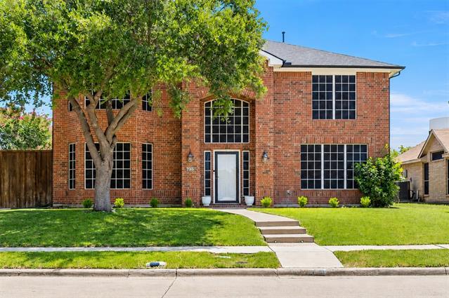 Building Photo - 735 Yellowstone Dr