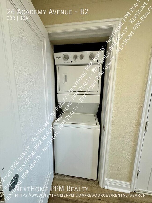 Photo - 26 Academy Ave Unidad B2