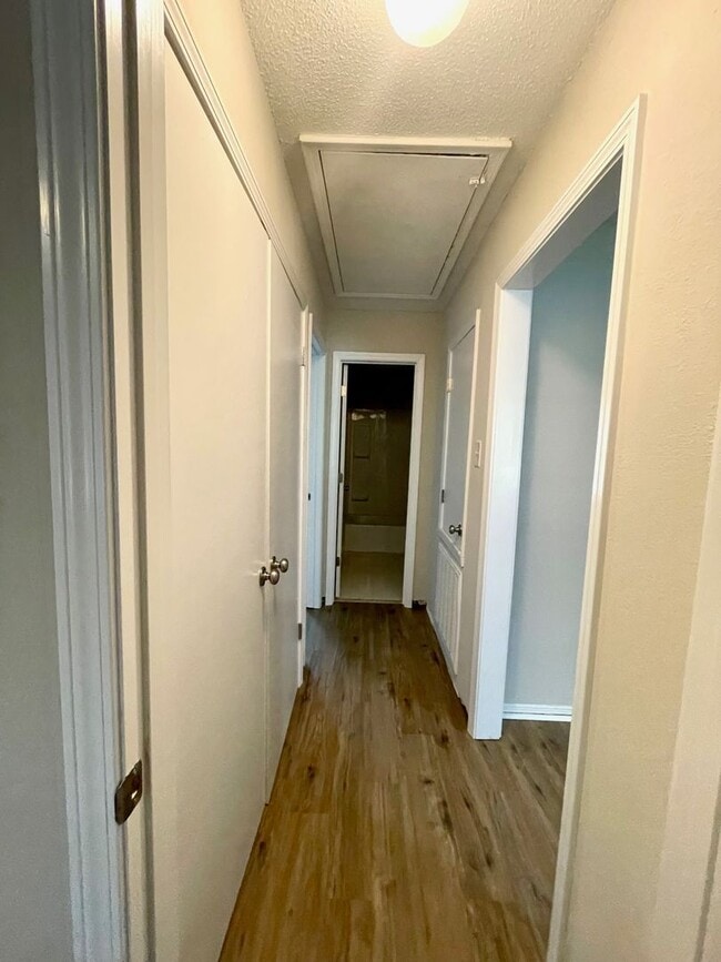 Photo - 01775 Unit 781 Rushmeade Road - Left Side