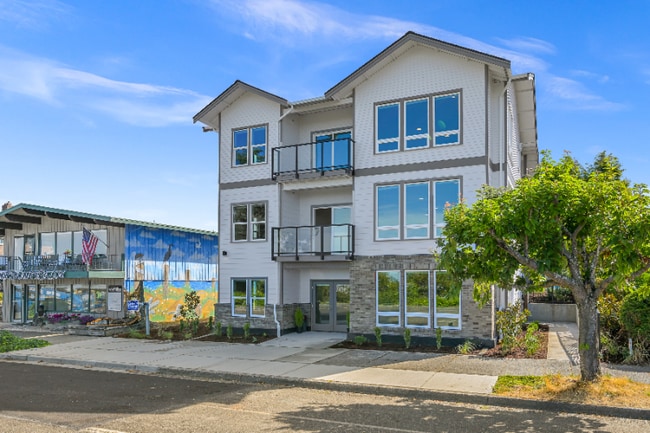 Building Photo - 962 Peace Portal Dr Rental