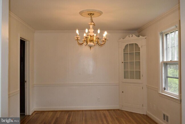 Photo - 4500 Franconia Rd