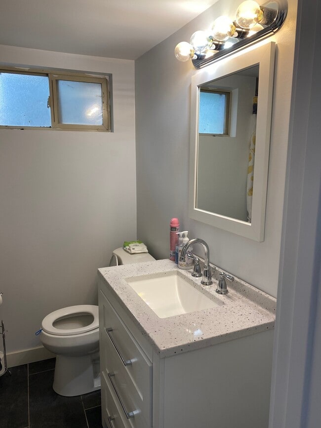 Photo - 105 Green Dr