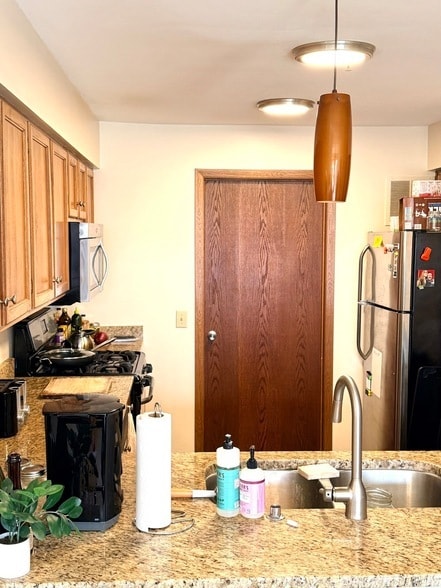 Photo - 1159 E Addison Ave