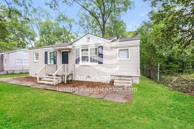 Photo - 2438 Pye Ave