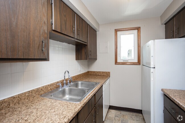 1BR, 1BA