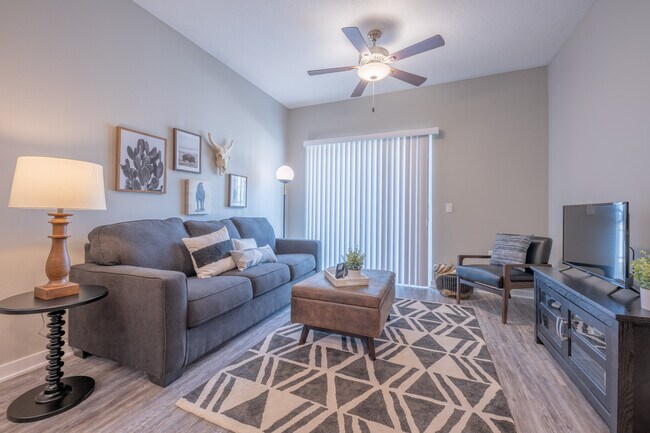 White Oak Apartments For Rent in Johnston, IA | ForRent.com