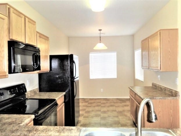 Photo - 1119 W Vineyard Rd