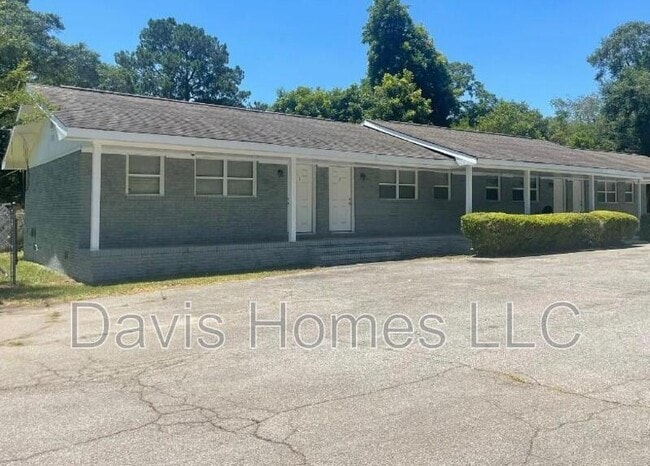 Photo - 731 N Davis Dr