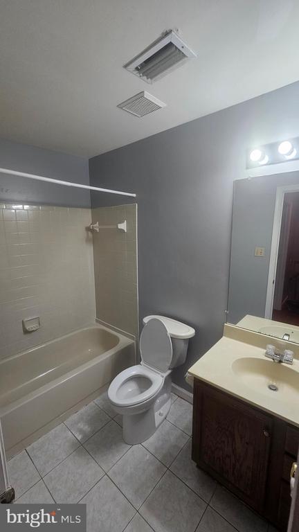 Photo - 12131 Salemtown Dr