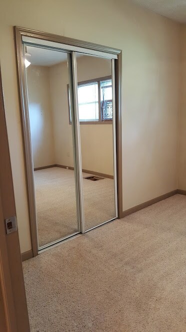 bedroom on first floor - 116 W Cypress St