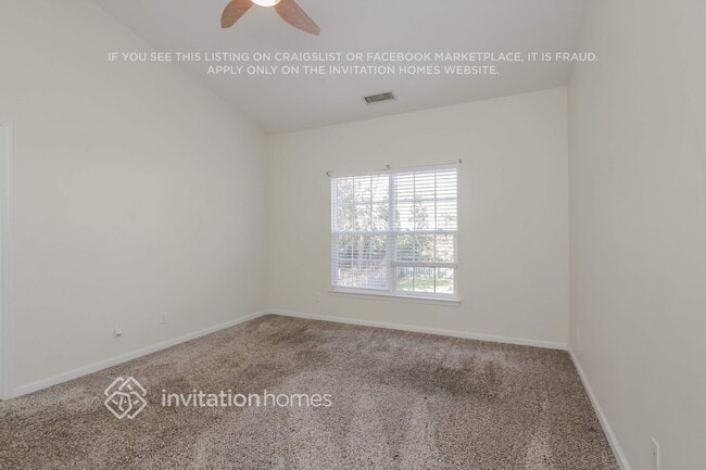 Photo - 6894 Fenwick Dr