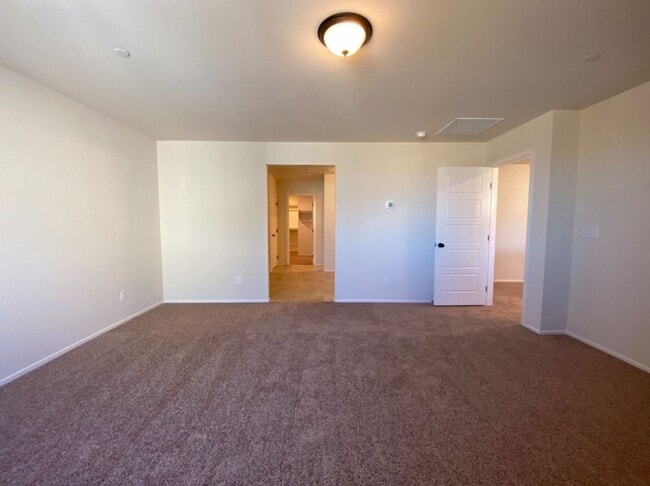 Photo - 4 BED 3 BATH Townhome, 1 LOFT, 2 GARAGES, GATED!