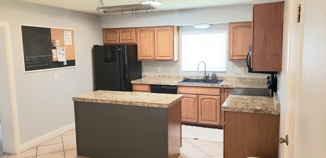 Photo - Wonderful Continental East home in Tempe!!