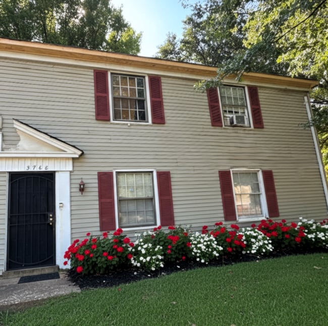 Building Photo - 3768 Cambridge Station Dr Rental
