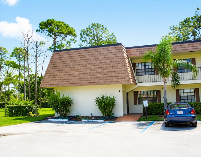 Building Photo - 4101 Oak Terrace Dr Unit 4101
