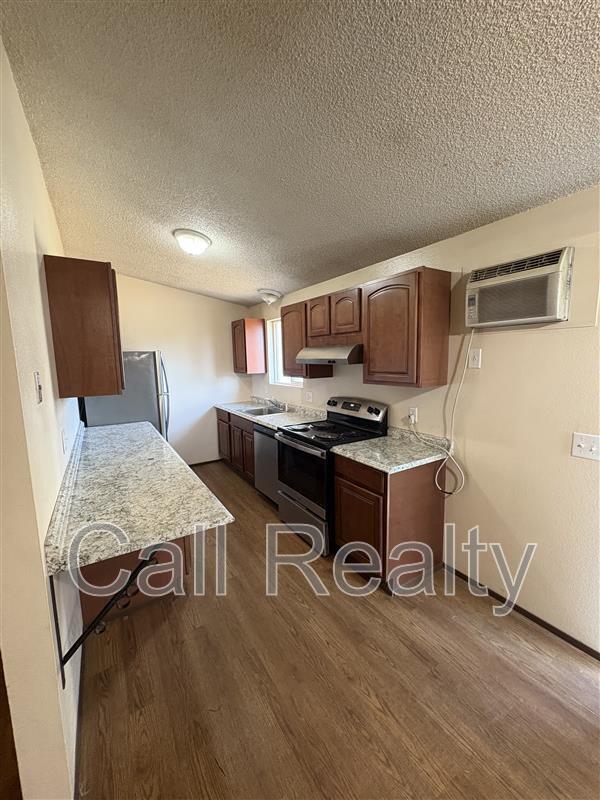 Photo - 14727 E 4th Ave