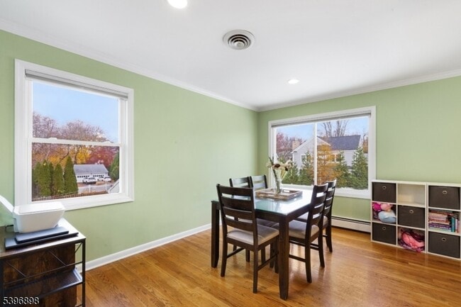 Photo - 17 Lathrop Ave Unidad B