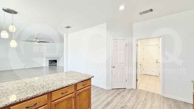 Photo - 2302 Boulder Run