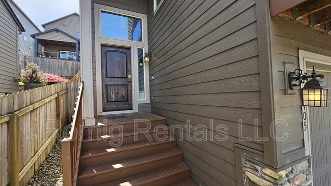 Photo - 1405 NE 71st Dr