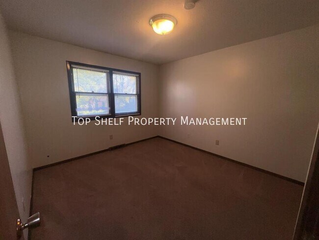 Photo - 4319 67th St