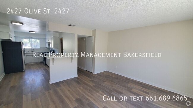 Building Photo - 2427 Olive St Rental