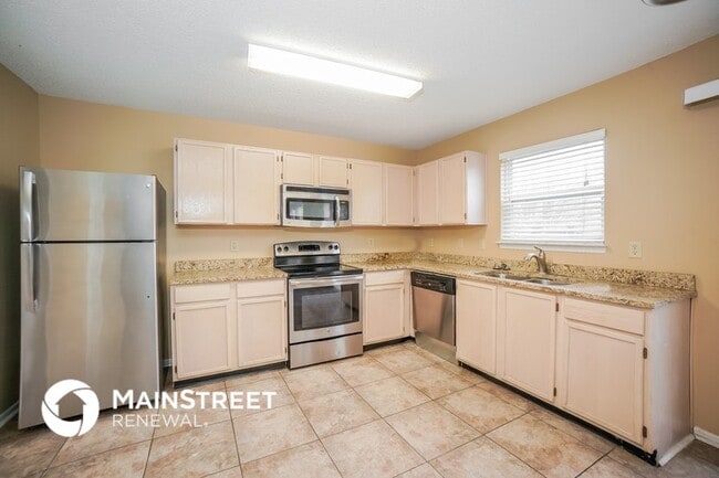 Photo - 135 Snowflake Cir