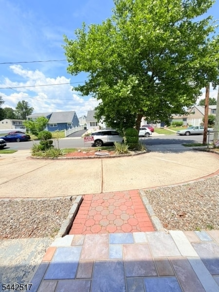68 Daniel St