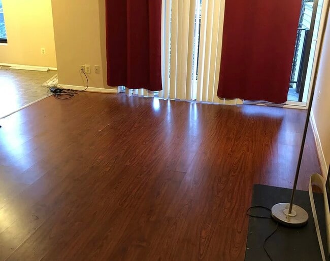 Building Photo - 130 Duvall Ln Unit 104 Rental