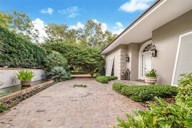 Photo - 721 San Bruno Ave