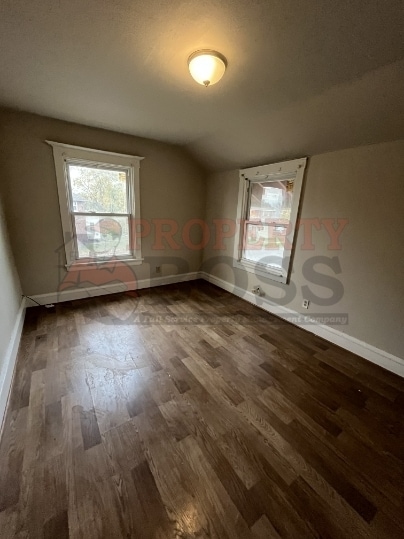 Photo - 803 Pierce St