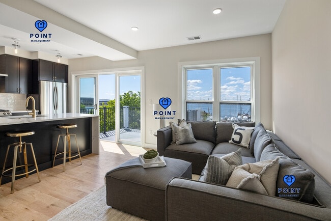 Photo - 275 Webster St Unidad 4