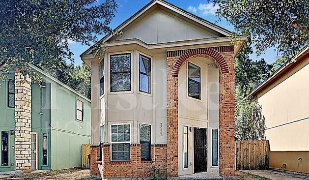 Photo - 2932 La Estancia Ln