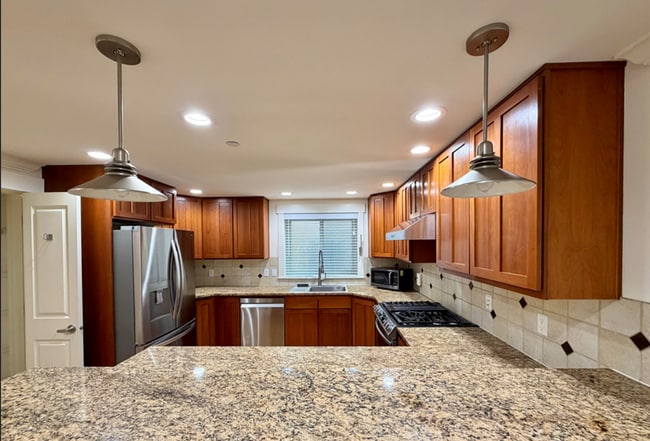 Photo - 517 N 39th St