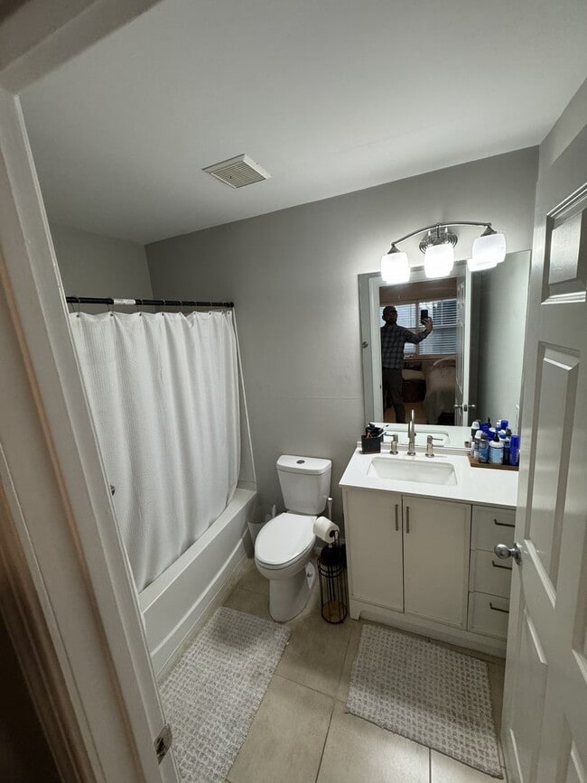 Photo - 72 Cassandra Ln Unit B