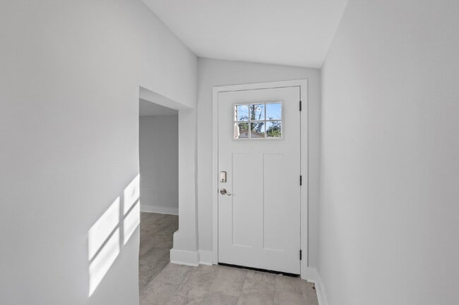 Photo - Carriage house in Twickingham Unit A